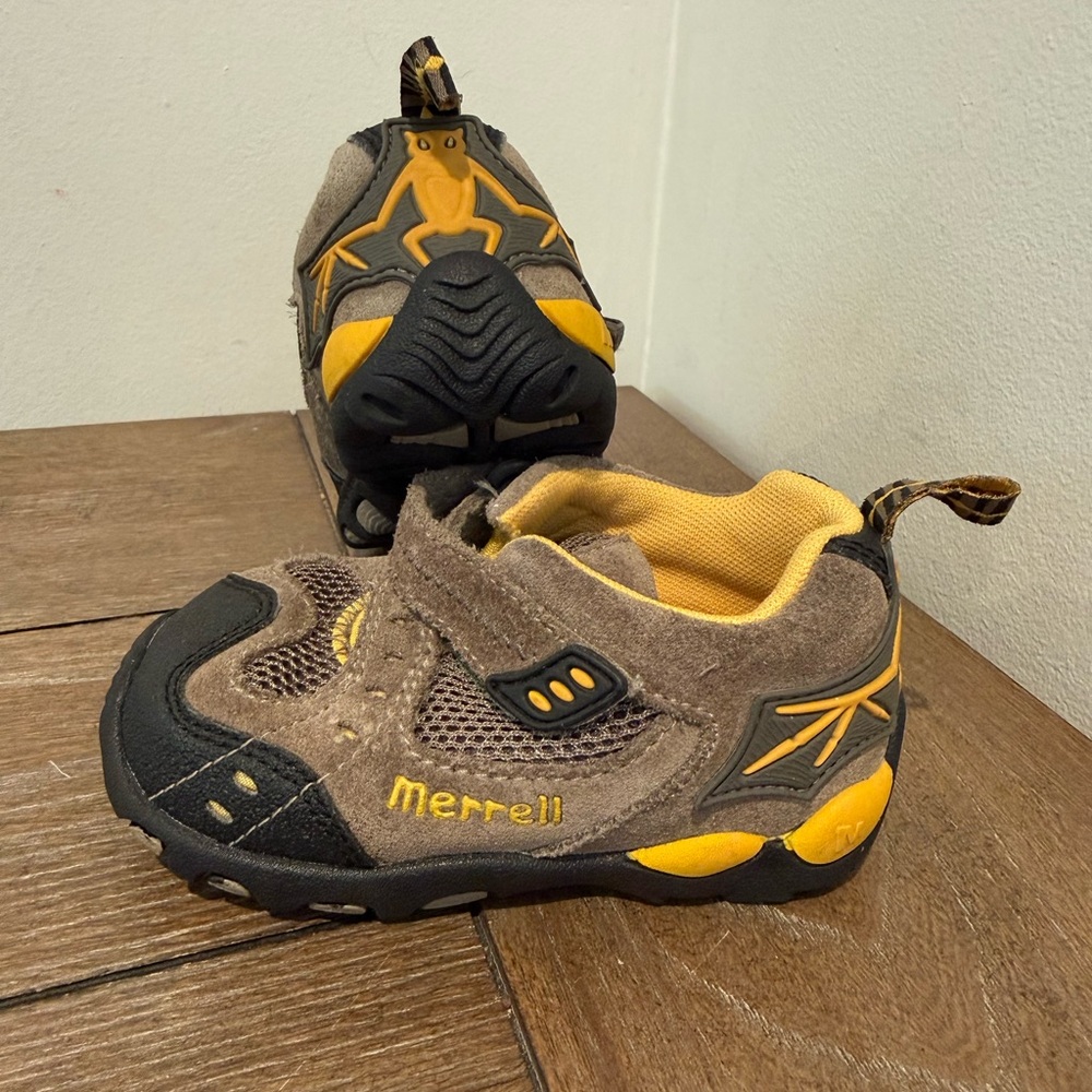 Merrell Baby Hiking Shoes Size 5 Toddler unisex Suede Brown